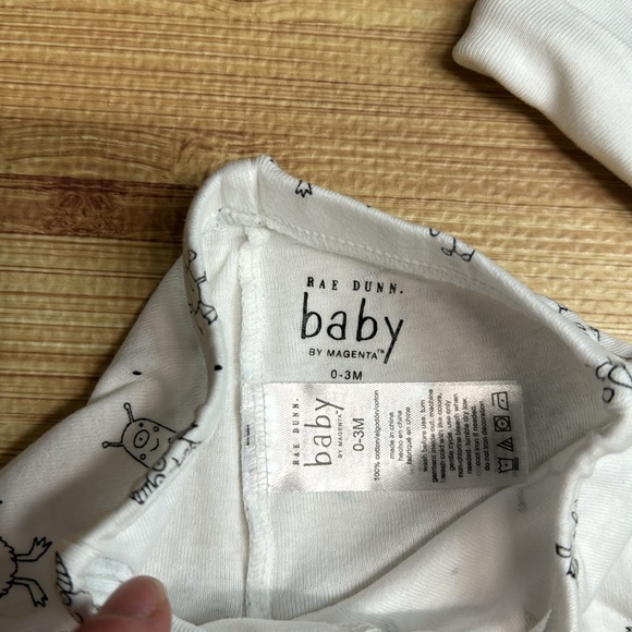 Rae Dunn Baby | Matching Black & White Pants, bib, & Hat Set | Size 0-3 Month - Picture 7 of 9